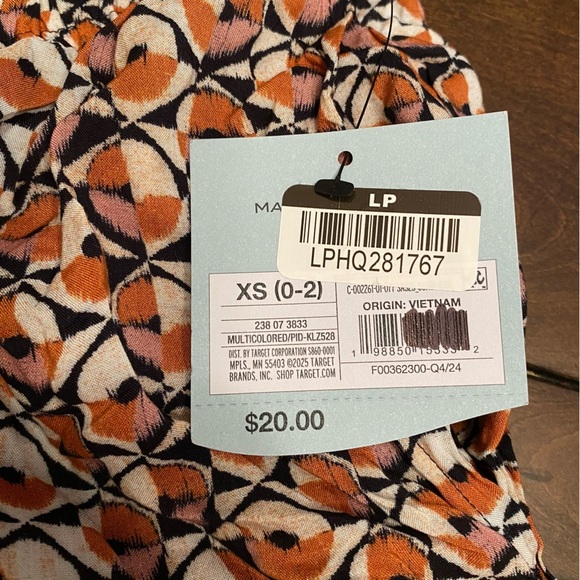 Shade & Shore Geometric Patterned Swim Cover Shorts in Orange and Black size XS - Picture 3 of 4